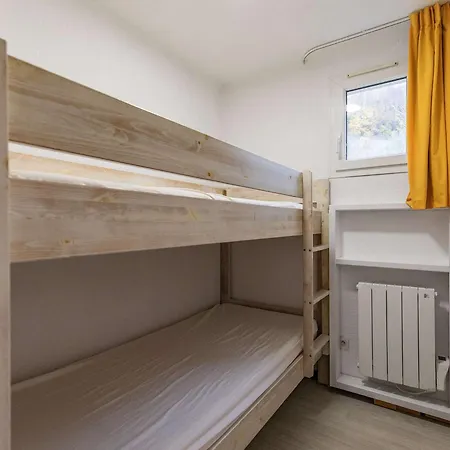 T2 Cabine, Terrasse, Piscine, Parking, Proche Commodites Et Ski, - Fr-1-402-131 Apartmán